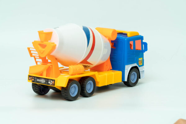 Xe trộn bê tông điều khiển LTH688E - Image 5